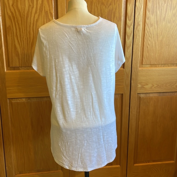 Women's Distressed American Flag V-Neck Top - Picture 7 of 8